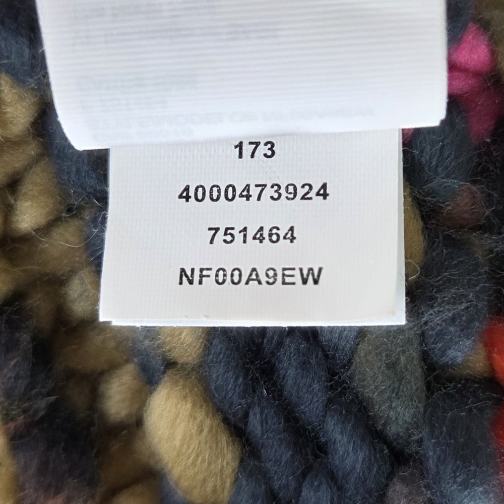 The North Face Nanny Knit Beanie Pom Pom Winter Hat Chunky Multi Color OS - Picture 7 of 8